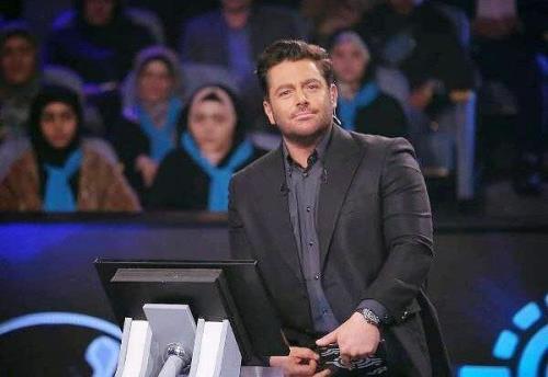 پس از محمدرضا گلزار و مهران رجبی نوبت به جواد رضویان و ملیکا شریفی نیا رسید چهره هایی که به جای بازی اجرا می کنند