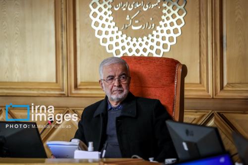 دستور وزیر کشور جهت بررسی وضعیت حمل و نقل عمومی غیررسمی و اینترنتی
